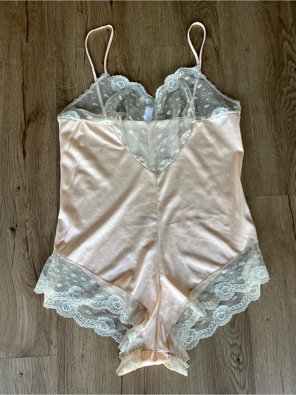 VINTAGE FREDERICK’S OF HOLLYWOOD SATIN LACE TEDDY M